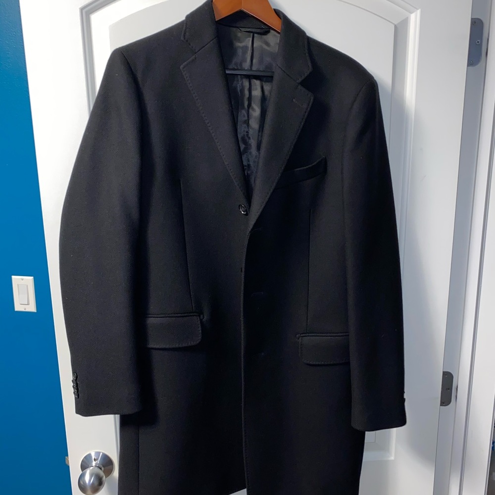Banana Republic men’s overcoat. Medium.